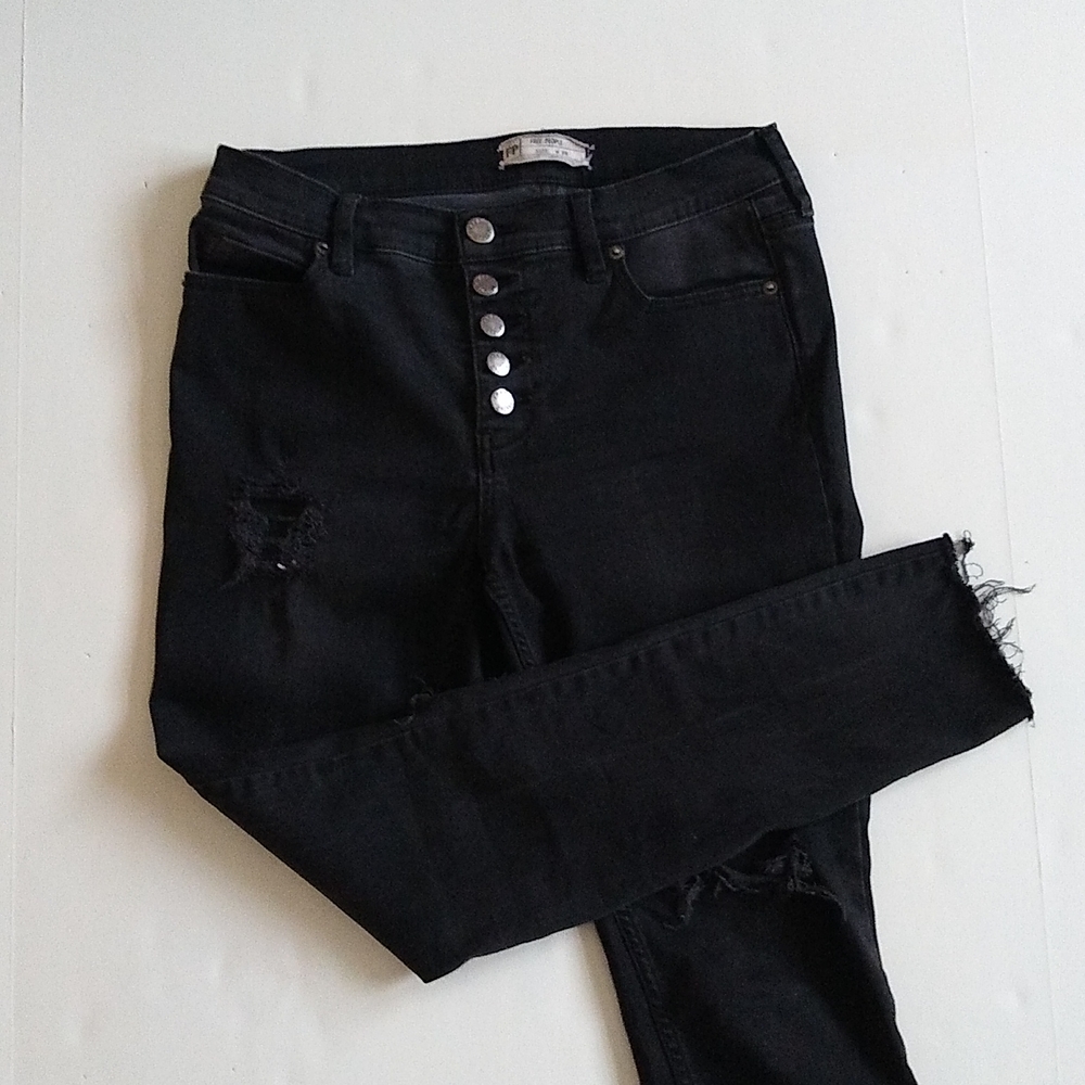 Free People black distressed frayed button skinny jeans 29